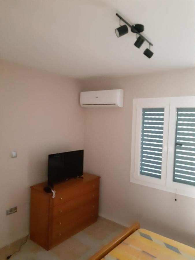 Appartement Α Peaceful Nest à Volímai Extérieur photo